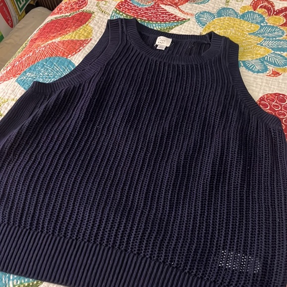 Knitted tank tops - Picture 3 of 3